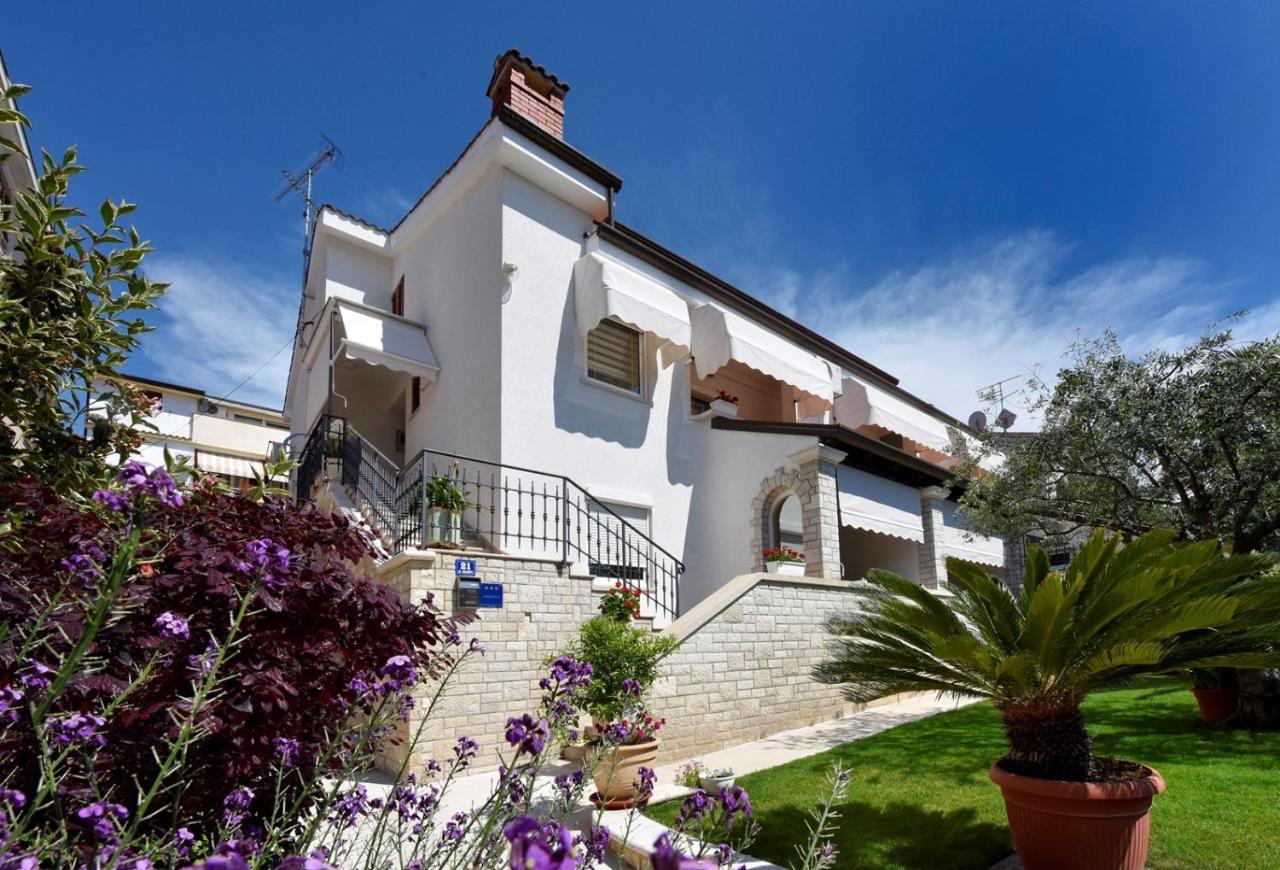Apartments Lavizatic Porec Exterior photo
